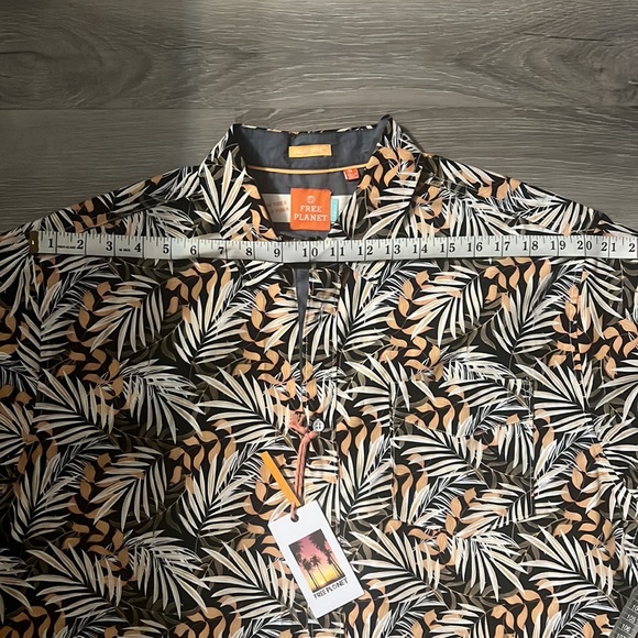 🙌🏾 Printed Poplin Short Sleeve Button Up Shirt 🤗 Vacay Spirit 🌴 - Picture 8 of 9